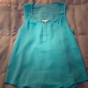 Flowy turquoise lace tank